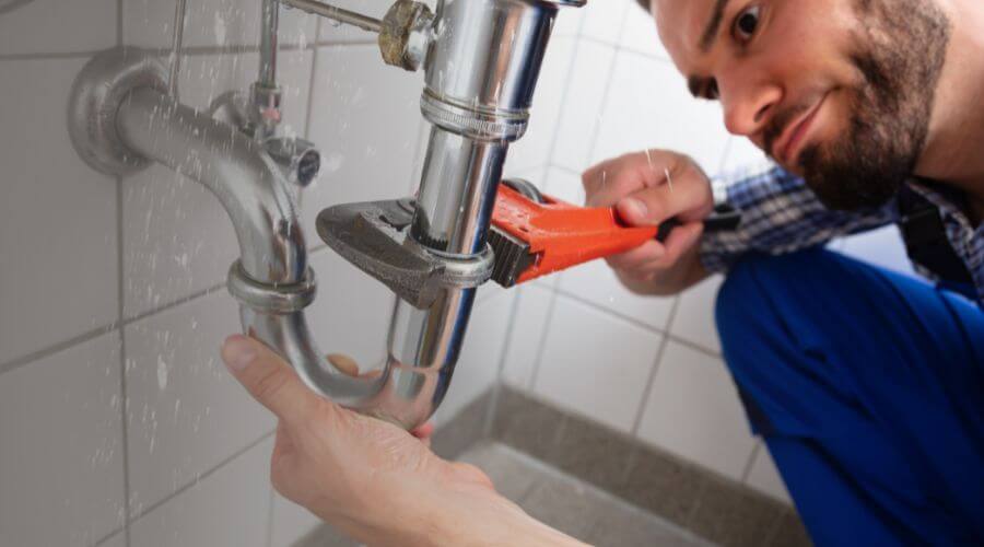 Toilet repair in Lusk, WY